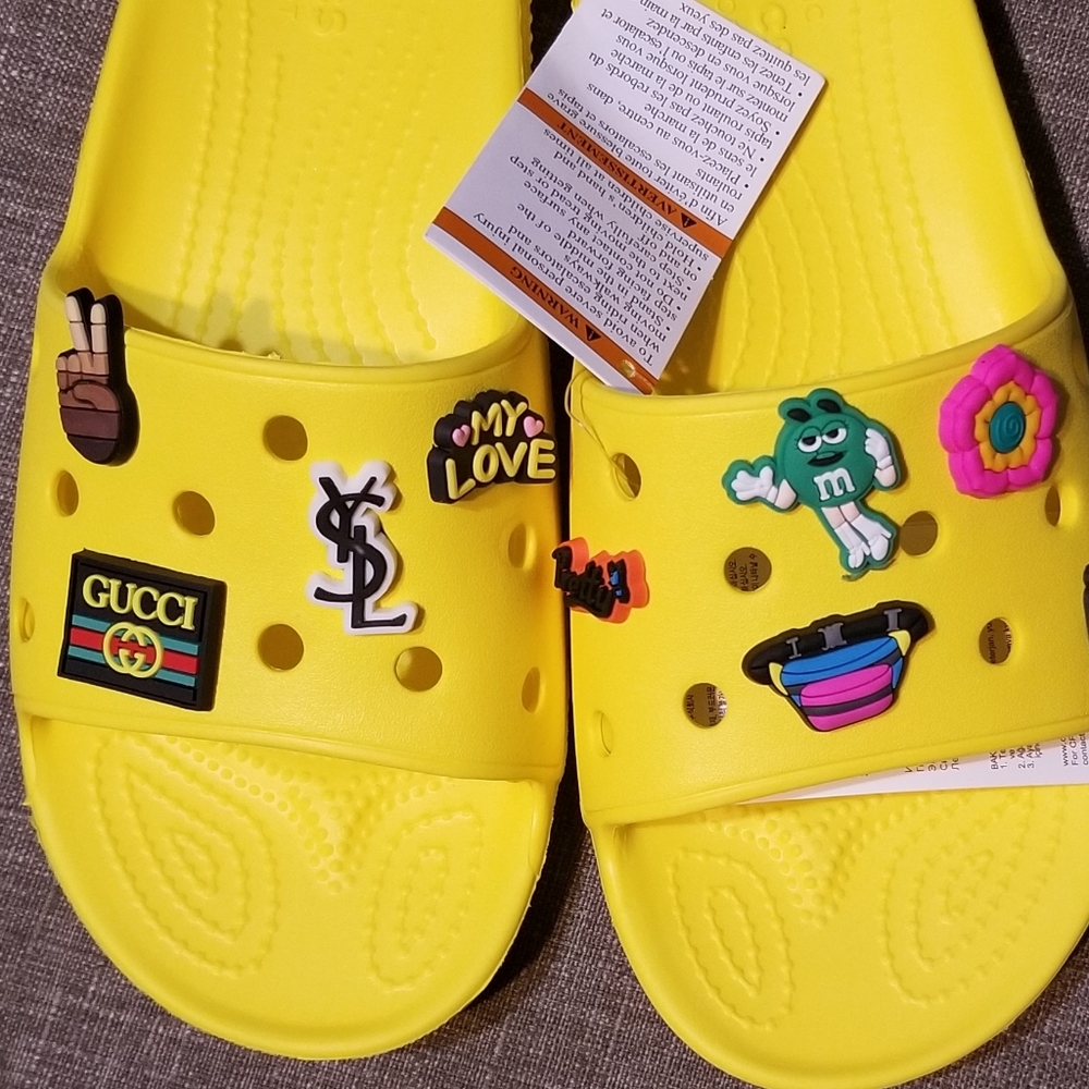 Crocs/Jibbitz - Picture 8 of 16